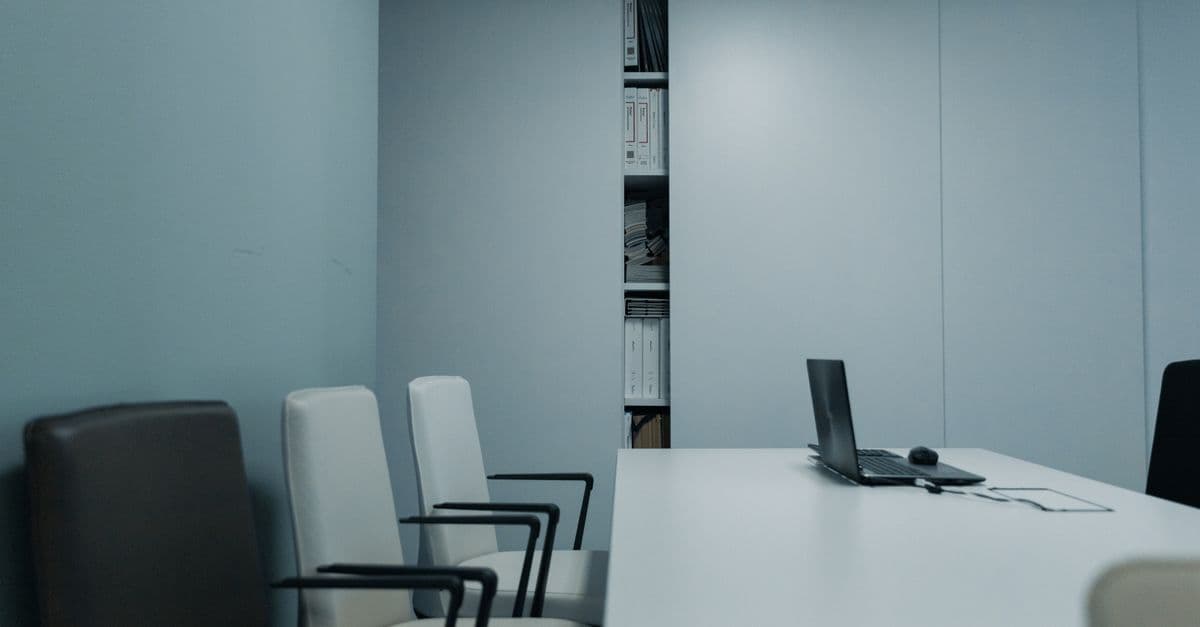 Recruiting for a Delaware LLC